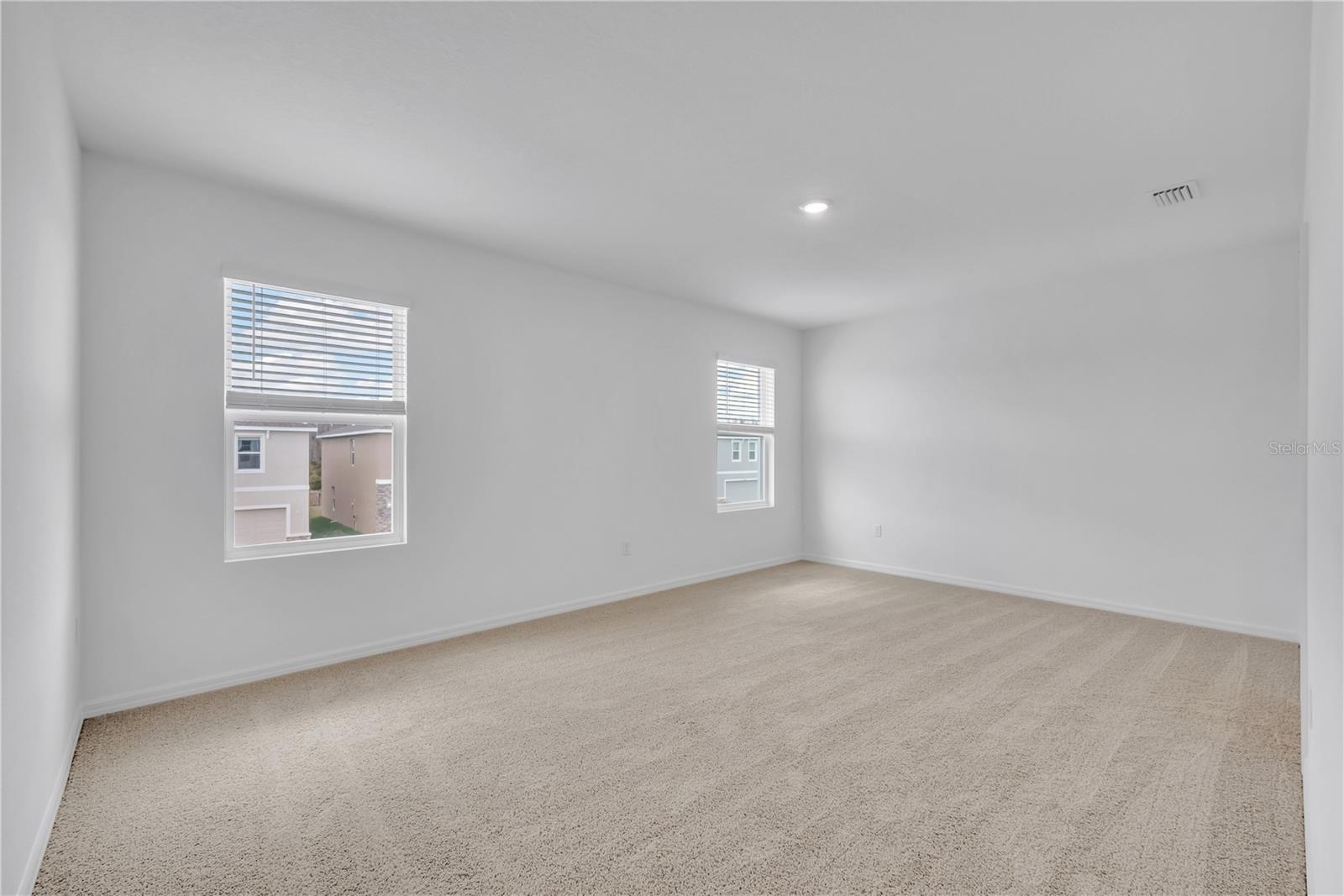 Image 11 of 33 For 32368 Evening Grove Court