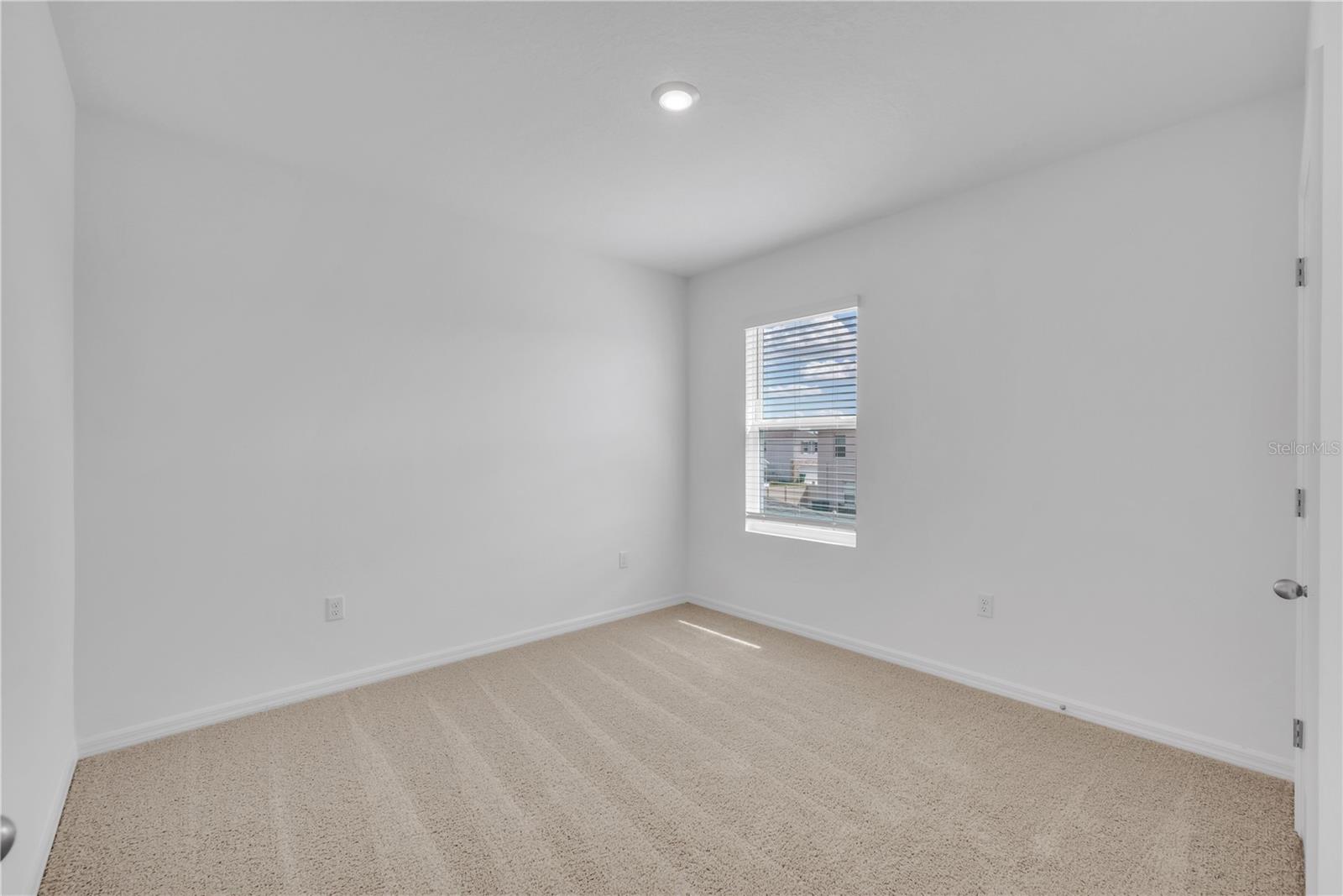 Image 18 of 33 For 32368 Evening Grove Court