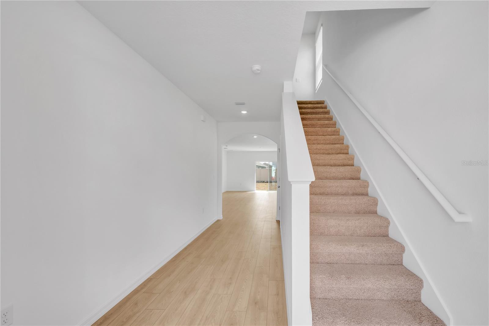 Image 21 of 33 For 32368 Evening Grove Court