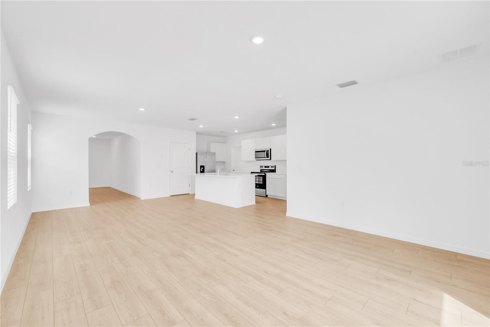 Image 25 of 33 For 32368 Evening Grove Court