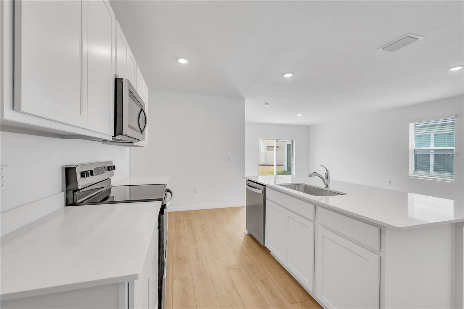 Image 27 of 33 For 32368 Evening Grove Court