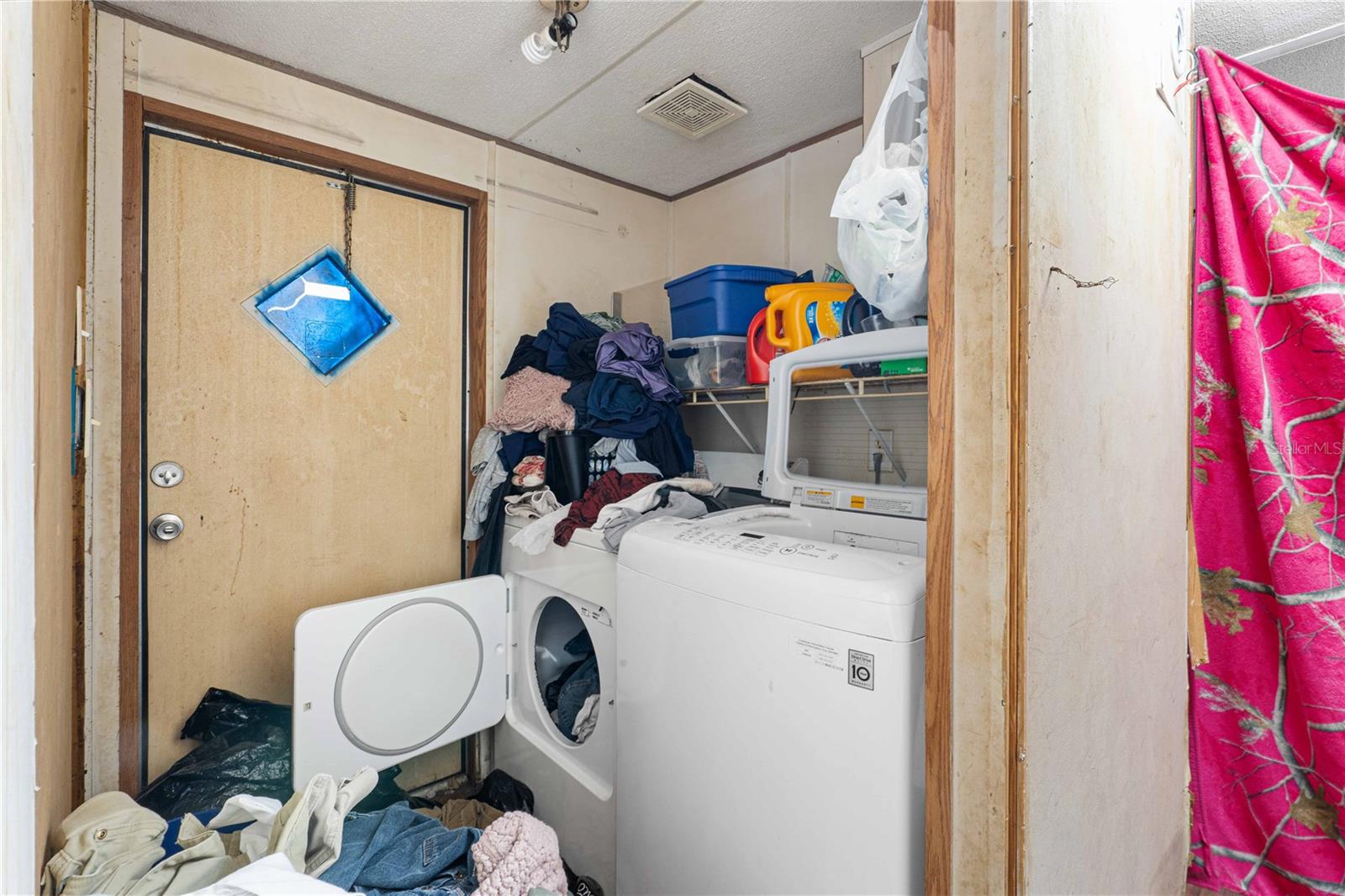 Image 10 of 36 For 3017 Ferris Drive