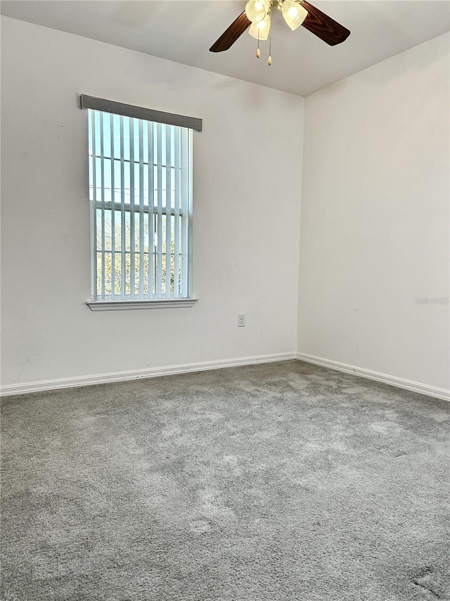 Image 13 of 19 For 4096 Thunderbird Avenue