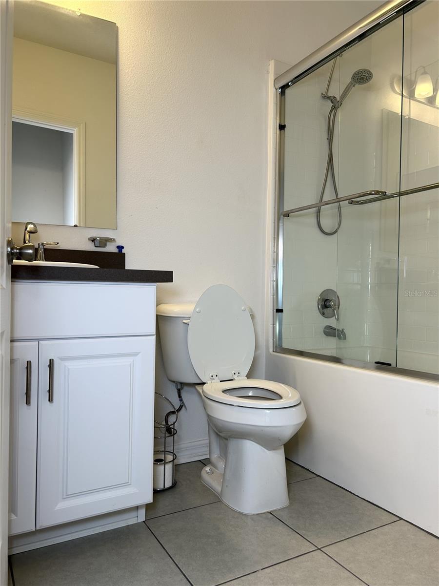 Image 15 of 19 For 4096 Thunderbird Avenue