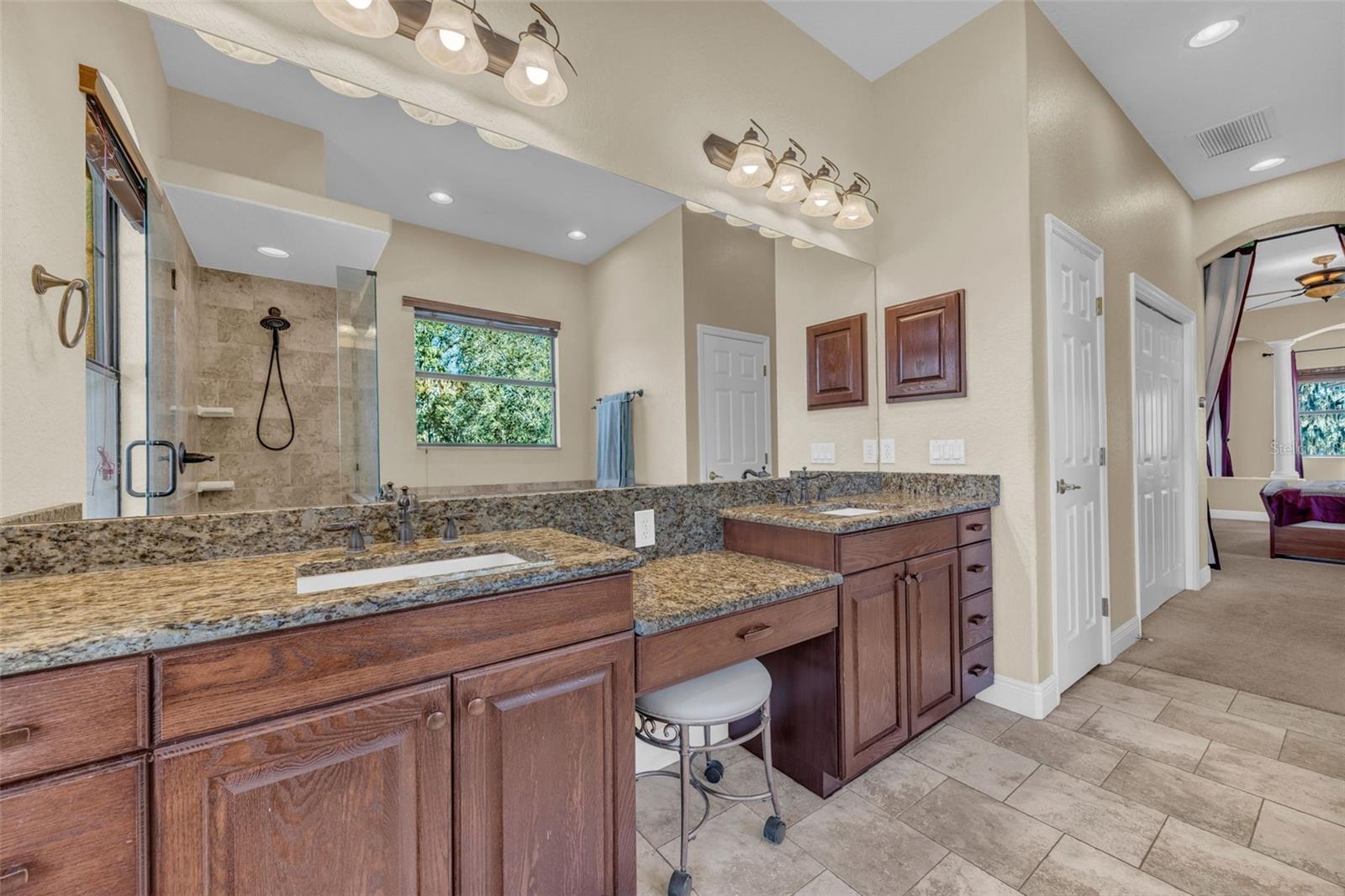 Image 28 of 86 For 13101 Shadow Run Boulevard