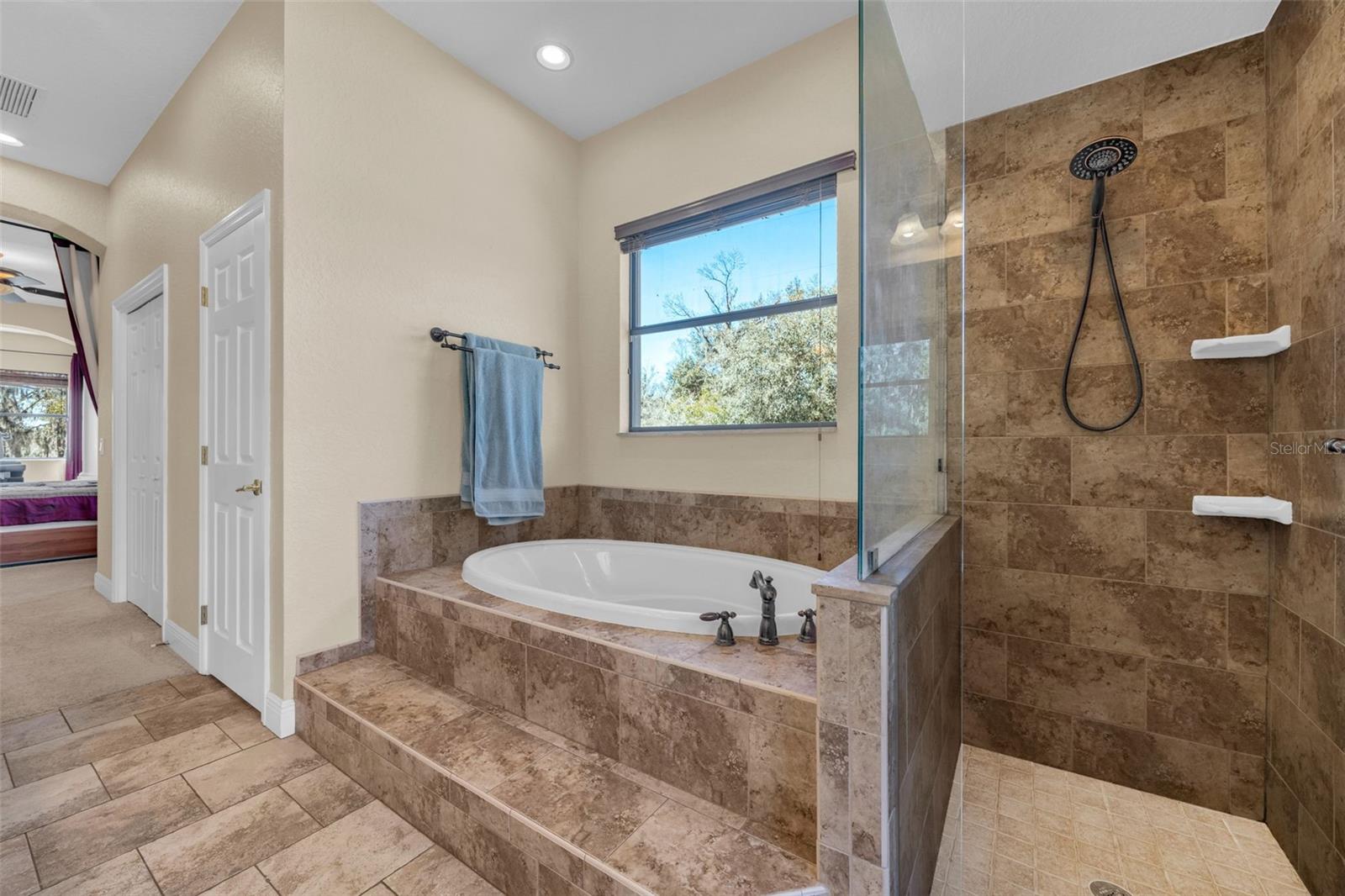 Image 29 of 86 For 13101 Shadow Run Boulevard