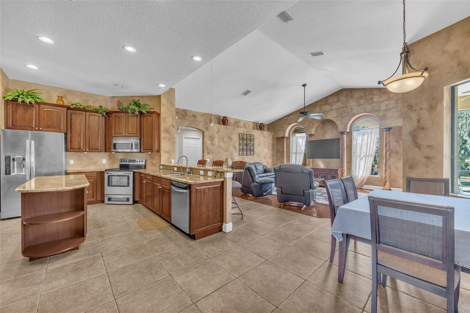 Image 30 of 86 For 13101 Shadow Run Boulevard