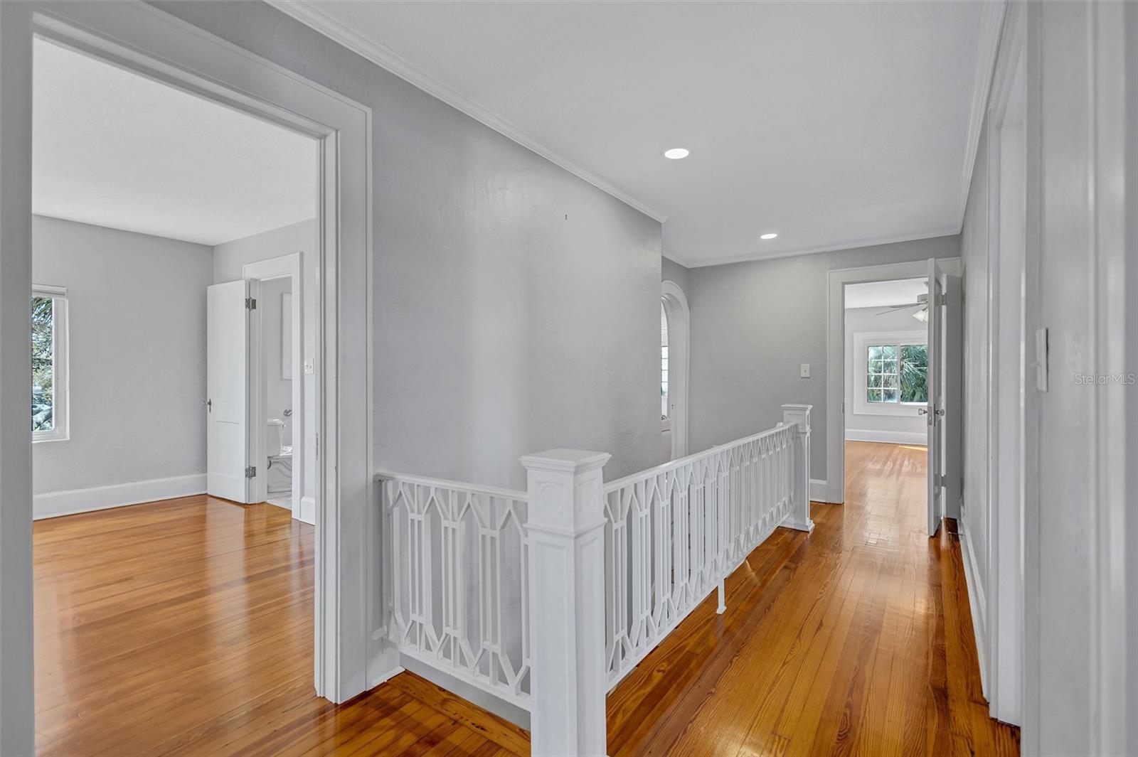 Image 46 of 76 For 120 Park Street N