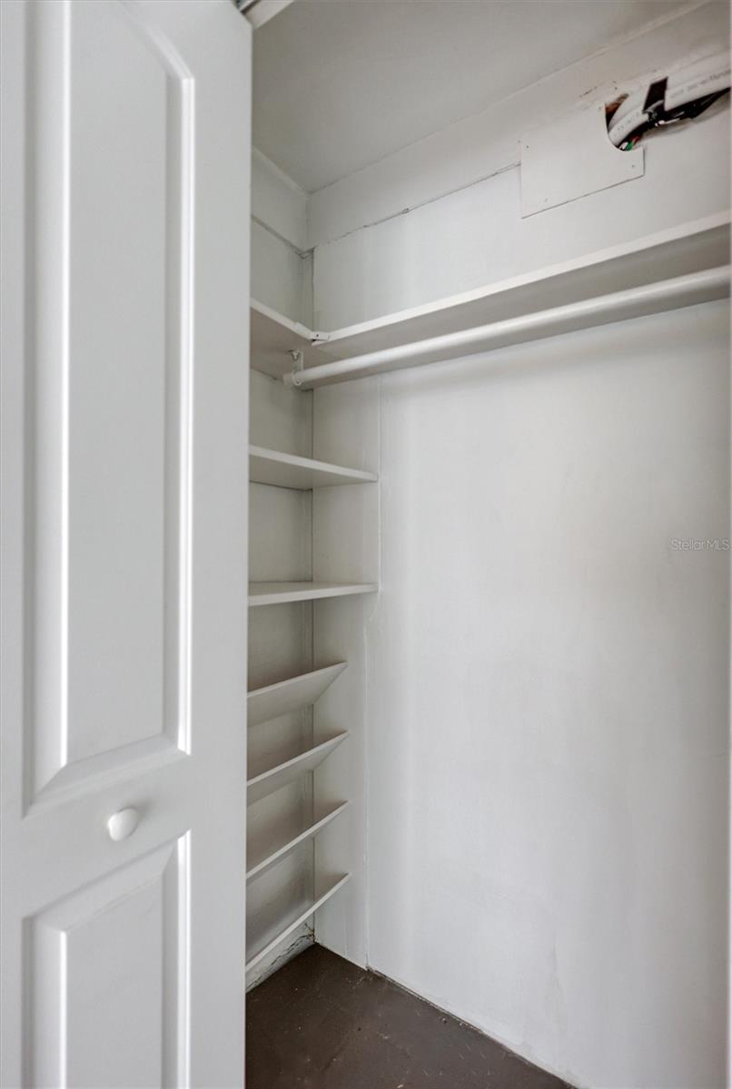 Image 55 of 76 For 120 Park Street N