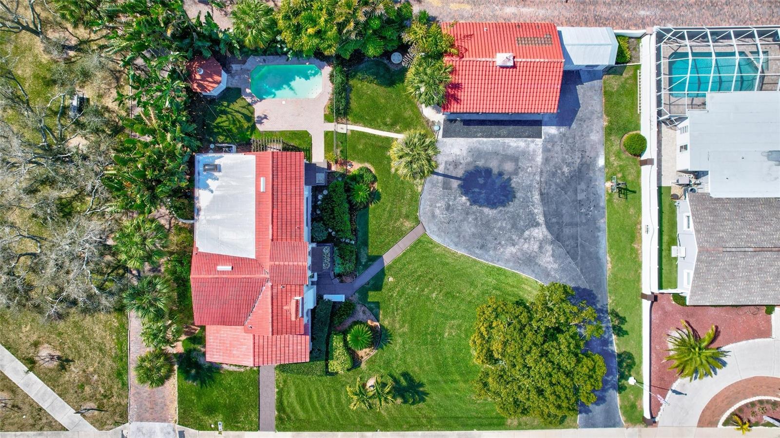 Image 7 of 76 For 120 Park Street N