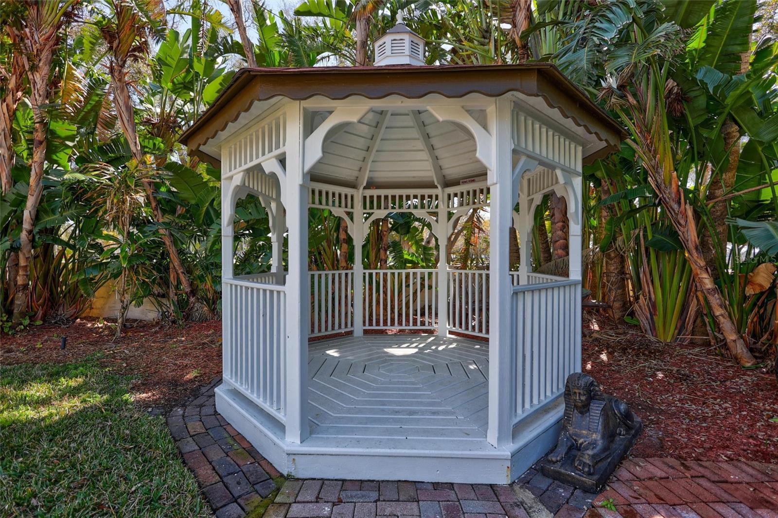 Image 70 of 76 For 120 Park Street N