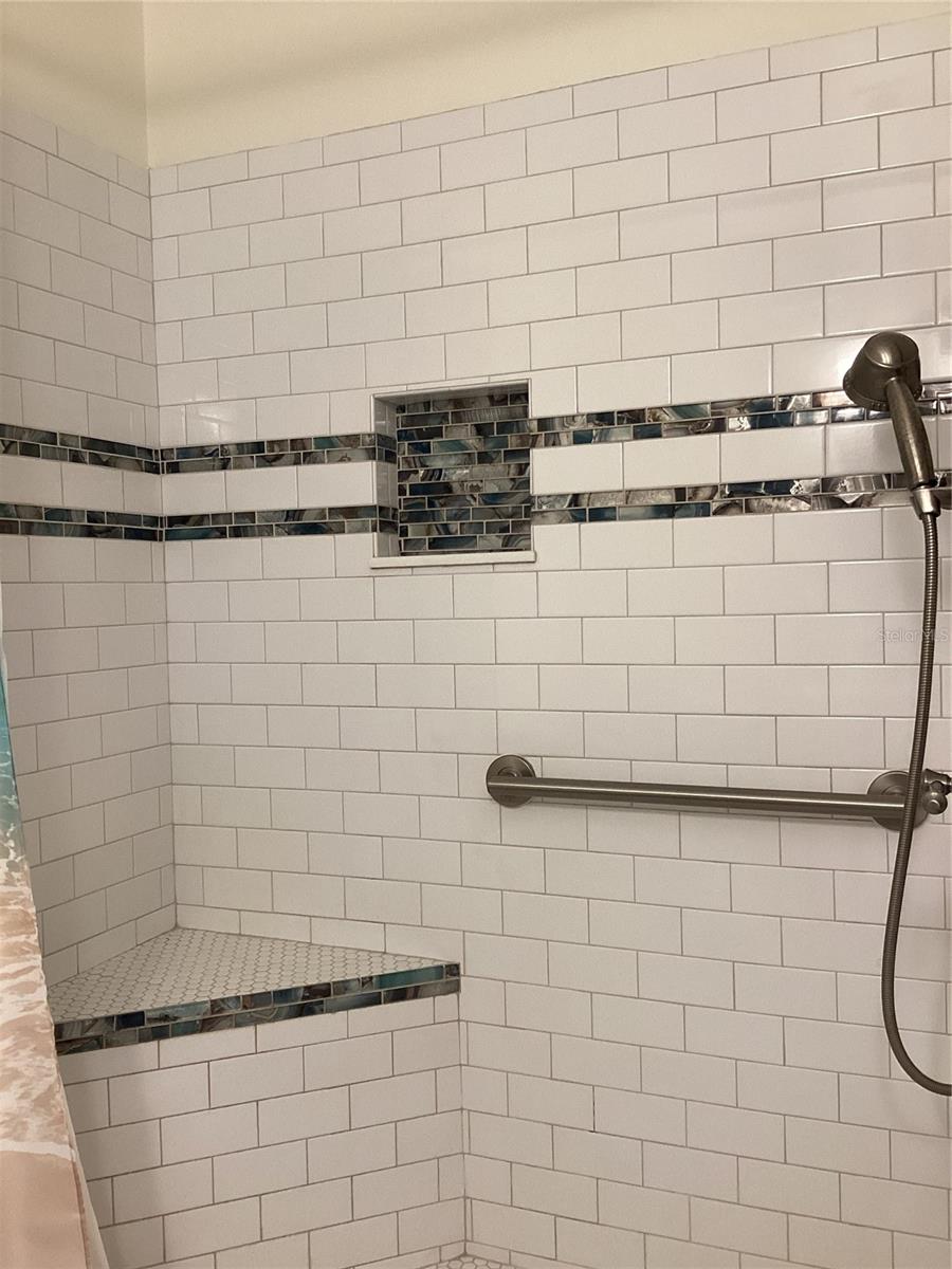 Image 12 of 12 For 2512 Lancaster Drive 2512