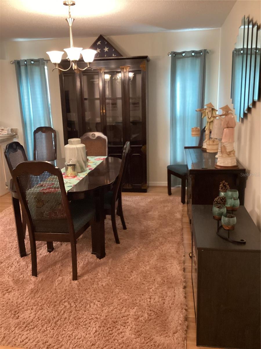 Image 5 of 12 For 2512 Lancaster Drive 2512