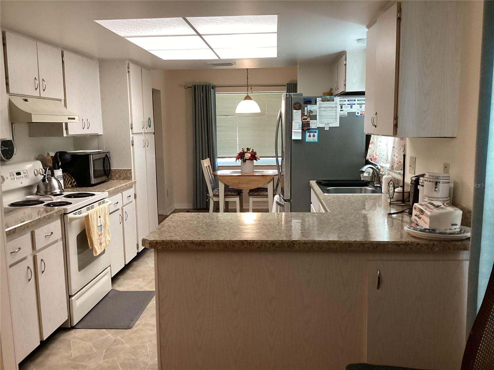 Image 8 of 12 For 2512 Lancaster Drive 2512