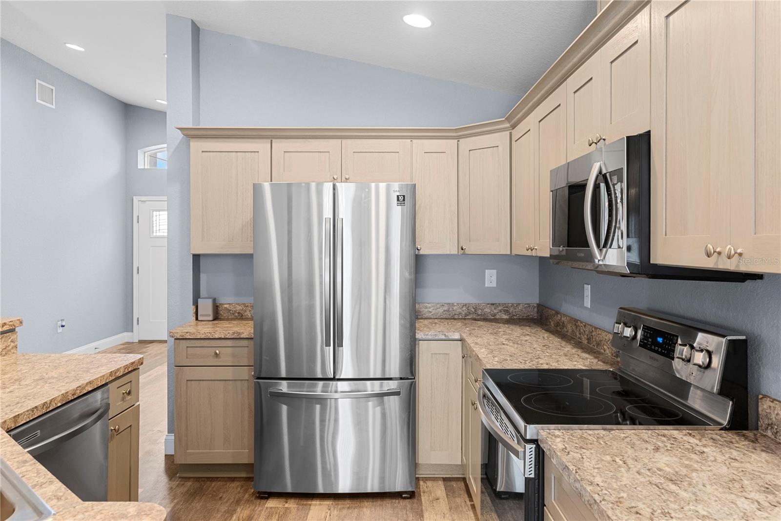 Image 10 of 29 For 318 Bennett Street