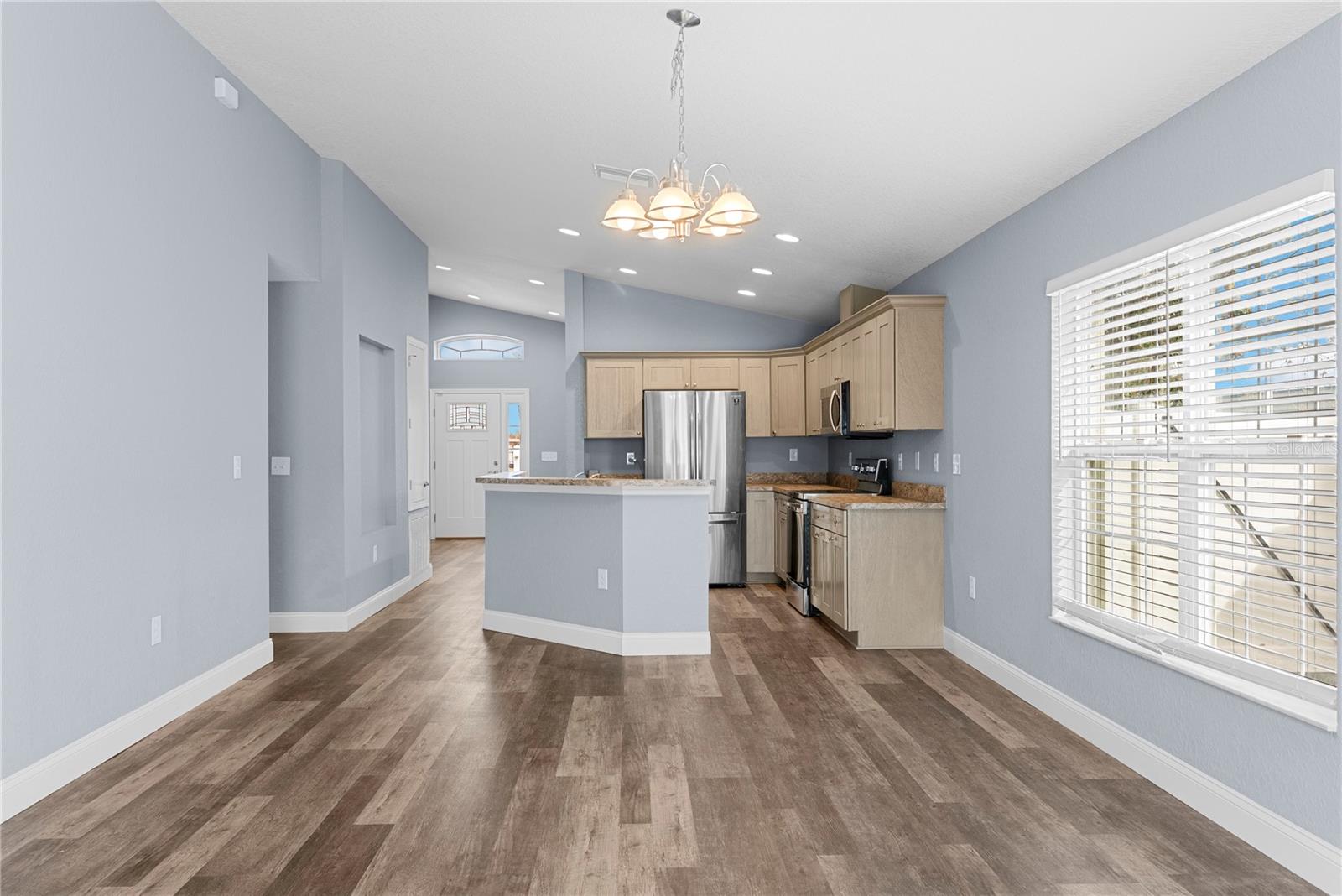 Image 12 of 29 For 318 Bennett Street