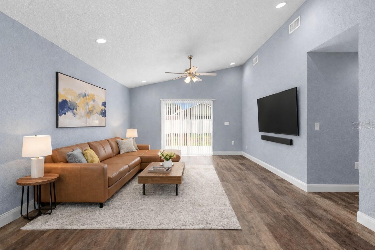 Image 13 of 29 For 318 Bennett Street