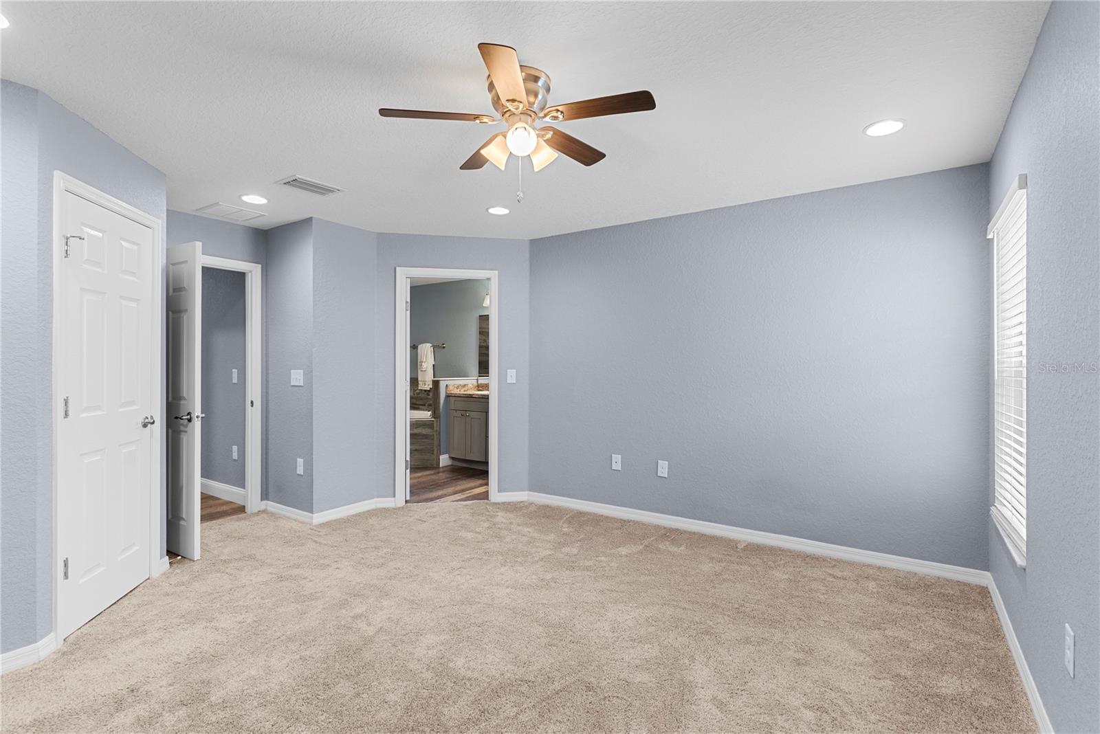 Image 15 of 29 For 318 Bennett Street