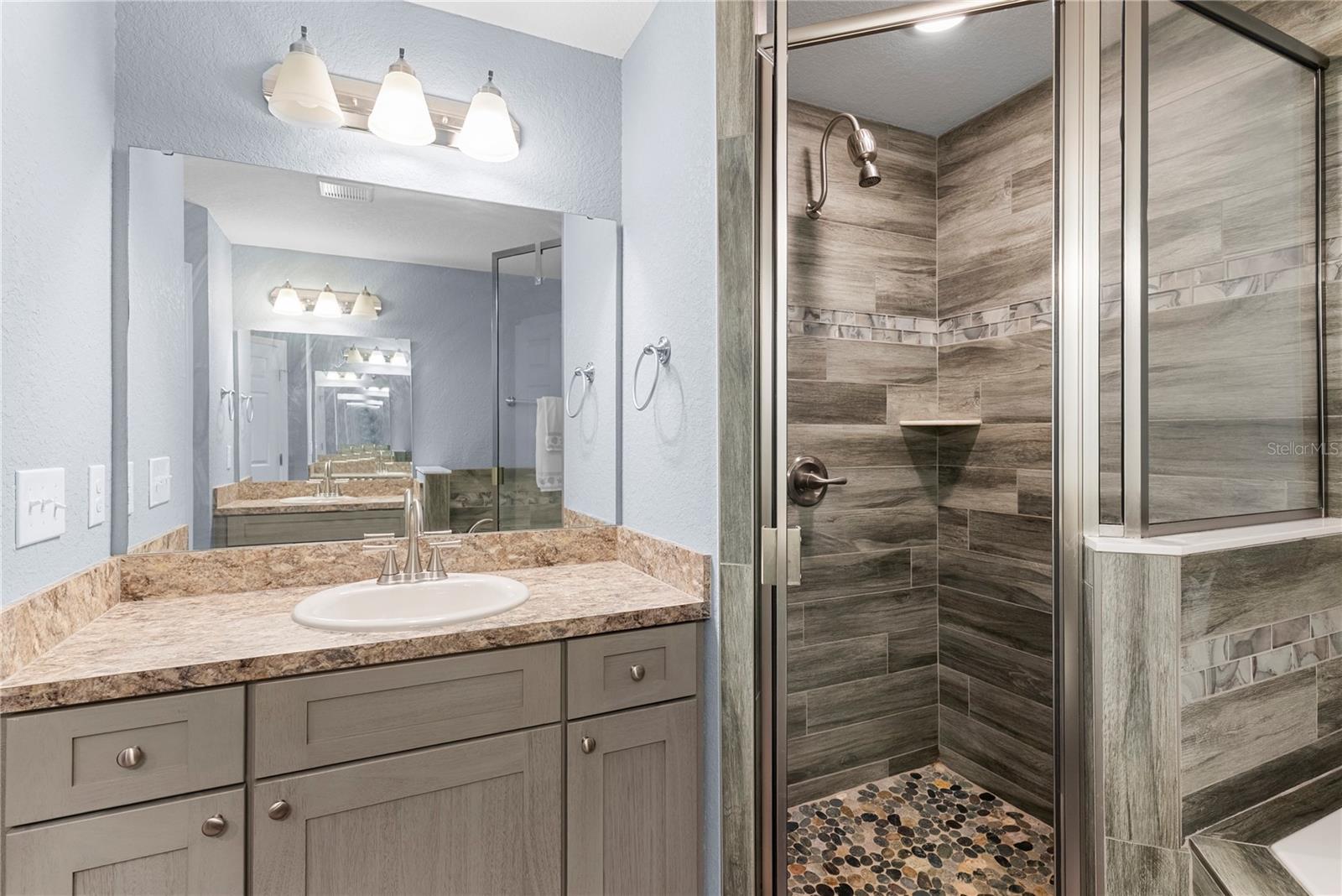 Image 19 of 29 For 318 Bennett Street