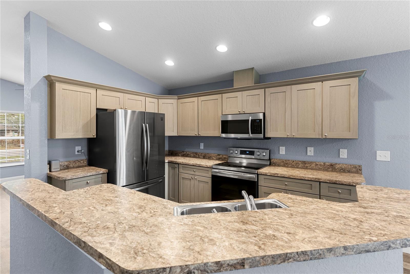 Image 8 of 29 For 318 Bennett Street