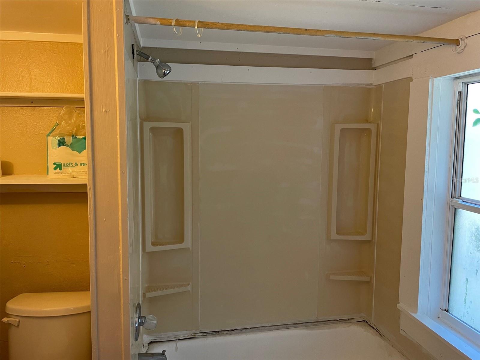 Image 14 of 14 For 2010 28th Avenue N