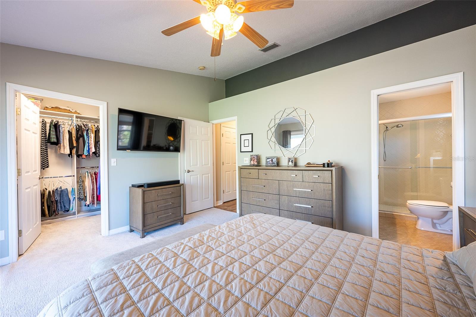 Image 22 of 51 For 510 Ryans Woods Lane