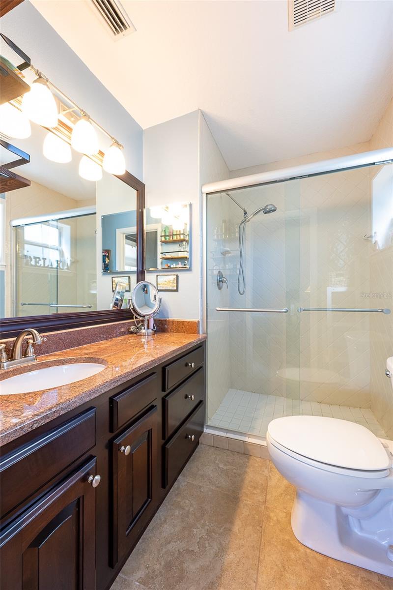 Image 24 of 51 For 510 Ryans Woods Lane