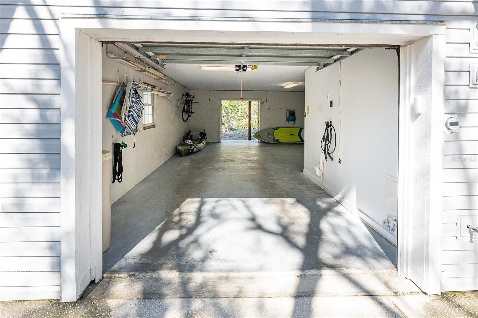 Image 33 of 51 For 510 Ryans Woods Lane