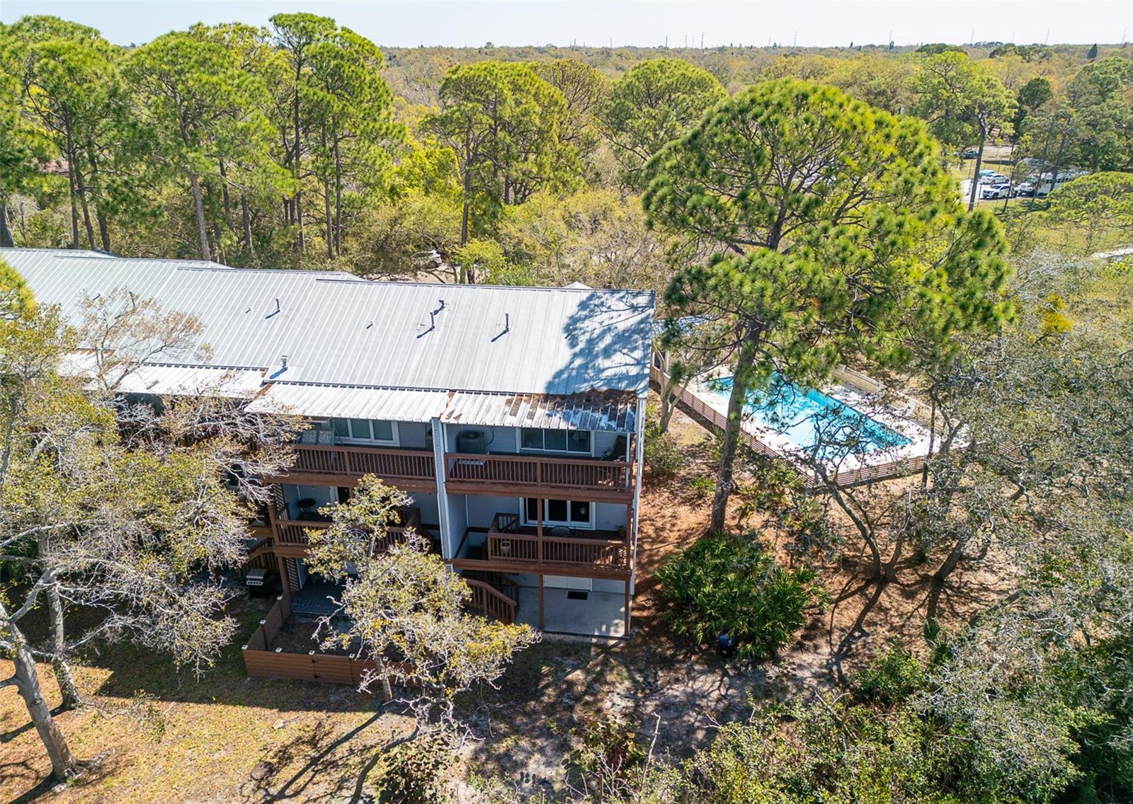 Image 41 of 51 For 510 Ryans Woods Lane