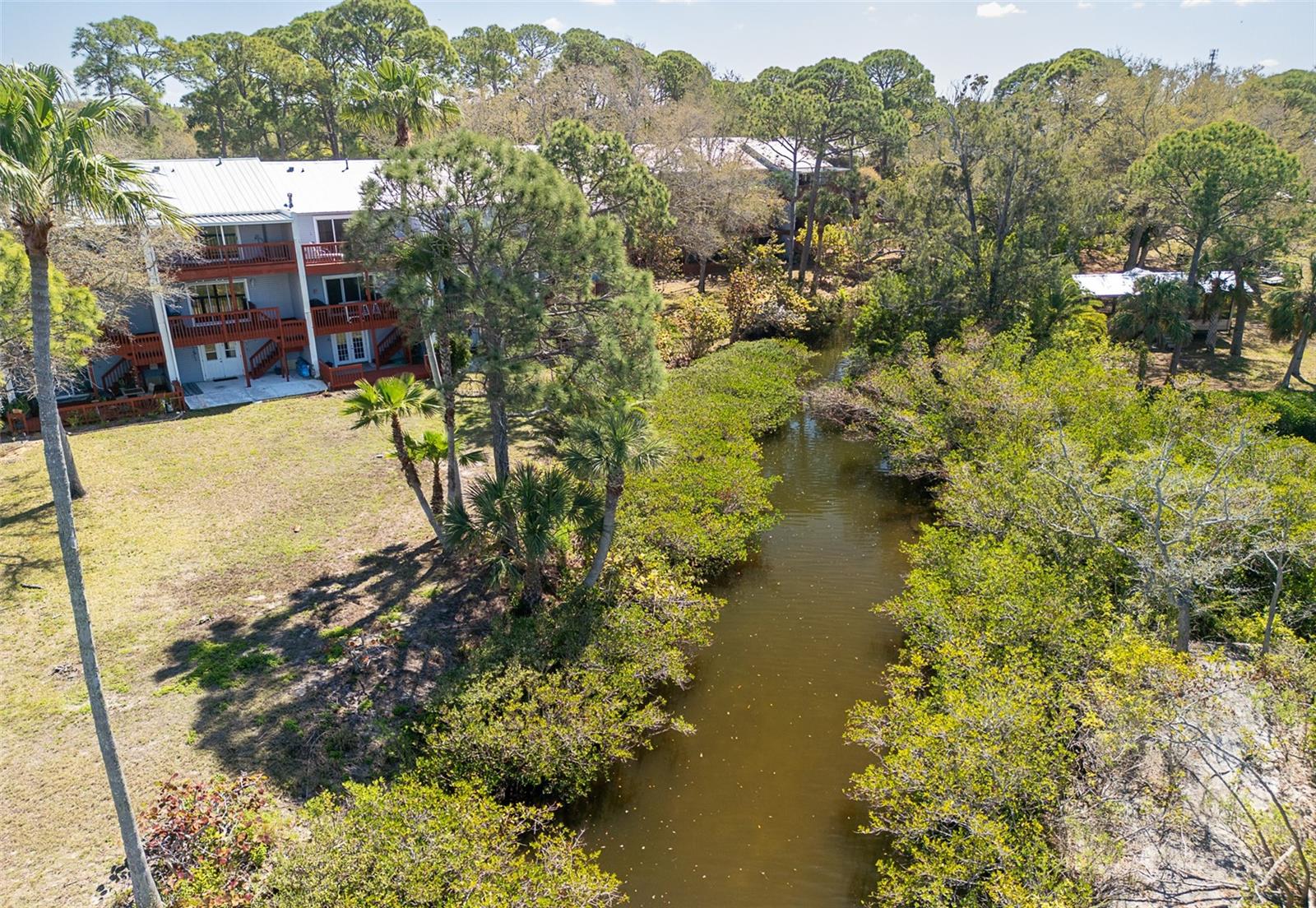 Image 43 of 51 For 510 Ryans Woods Lane