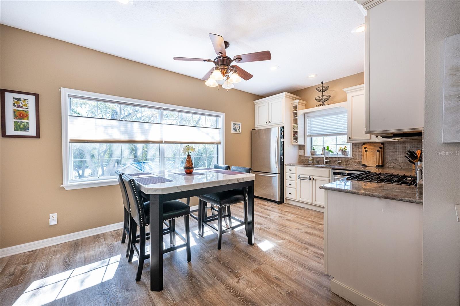 Image 7 of 51 For 510 Ryans Woods Lane