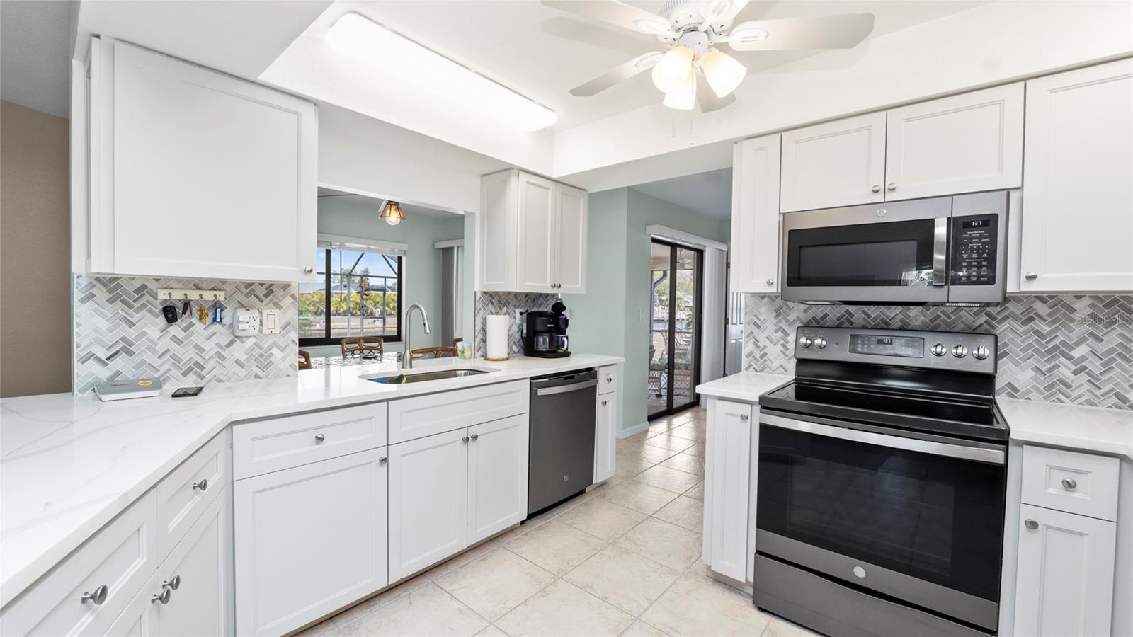 Image 9 of 49 For 27248 San Marino Drive