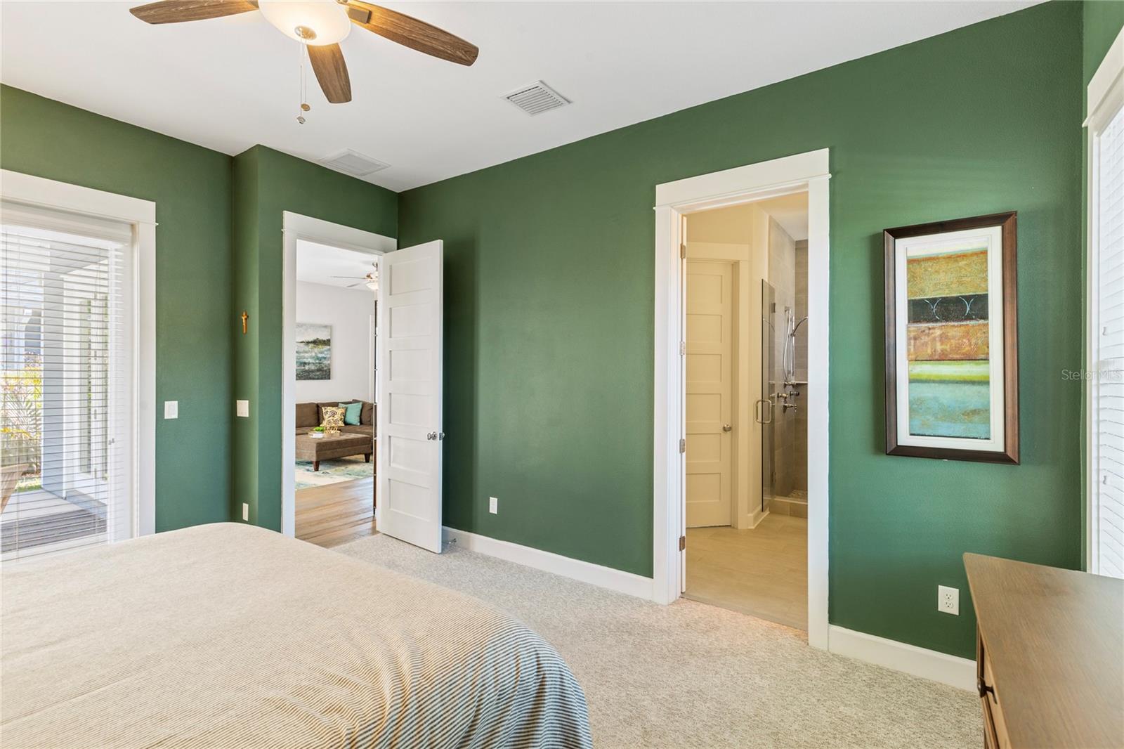 Image 18 of 41 For 502 Osborne Avenue