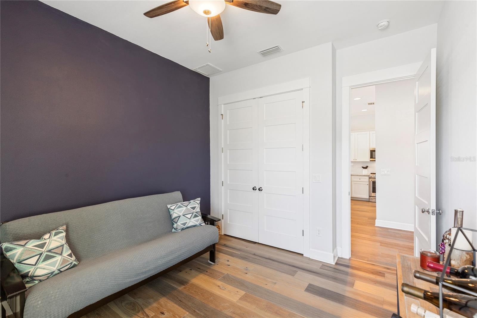 Image 26 of 41 For 502 Osborne Avenue