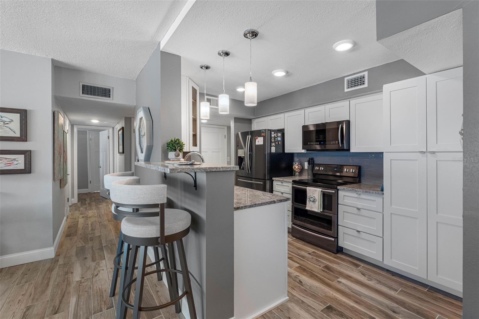 Image 10 of 55 For 17400 Gulf Boulevard I3