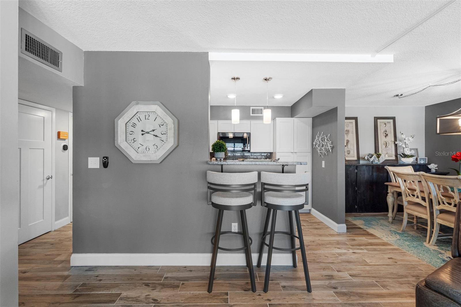 Image 14 of 55 For 17400 Gulf Boulevard I3