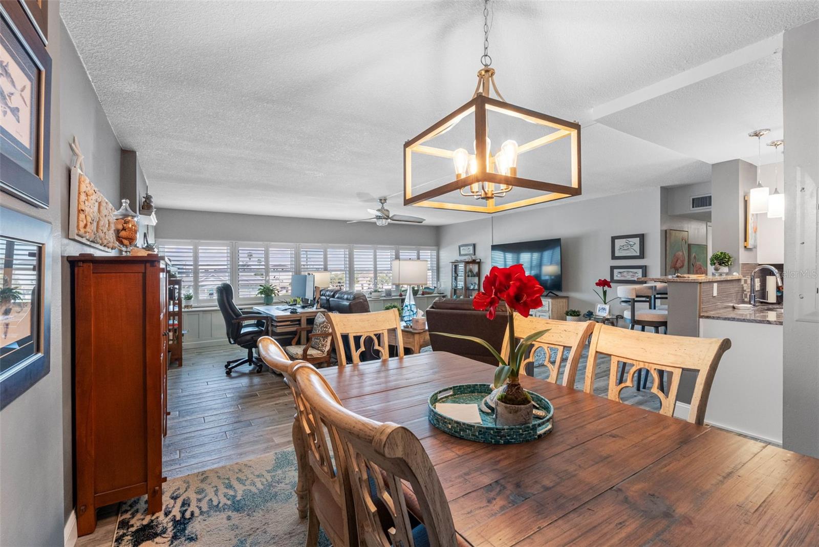 Image 17 of 55 For 17400 Gulf Boulevard I3