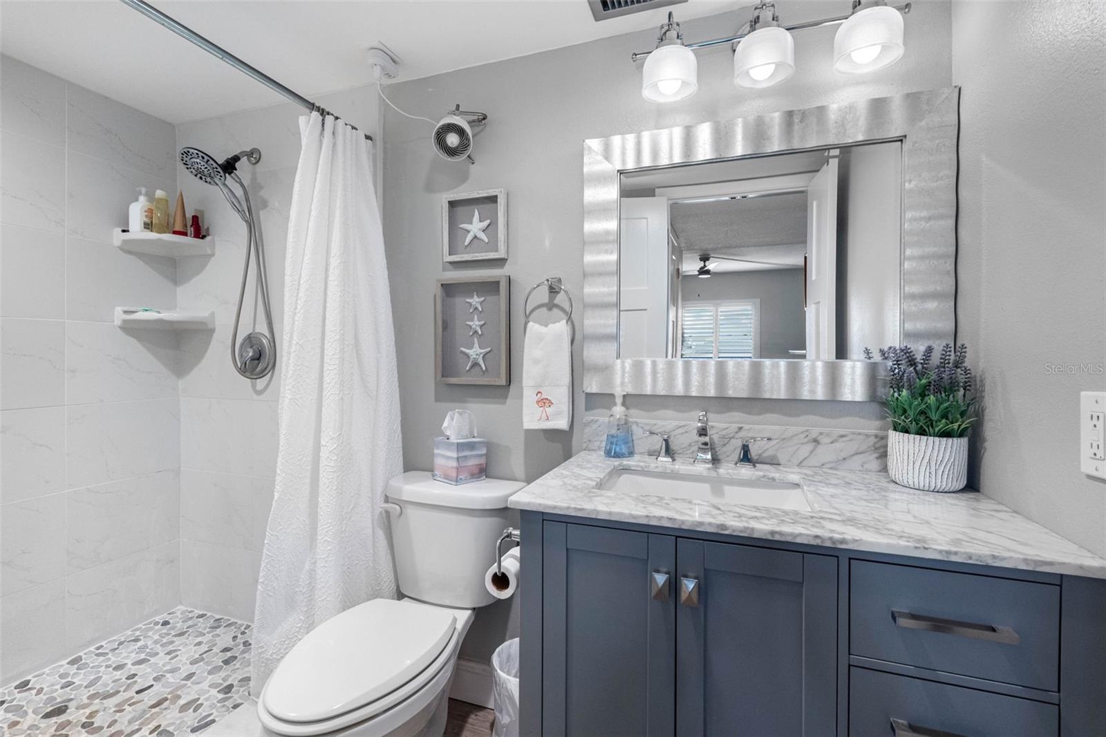 Image 23 of 55 For 17400 Gulf Boulevard I3