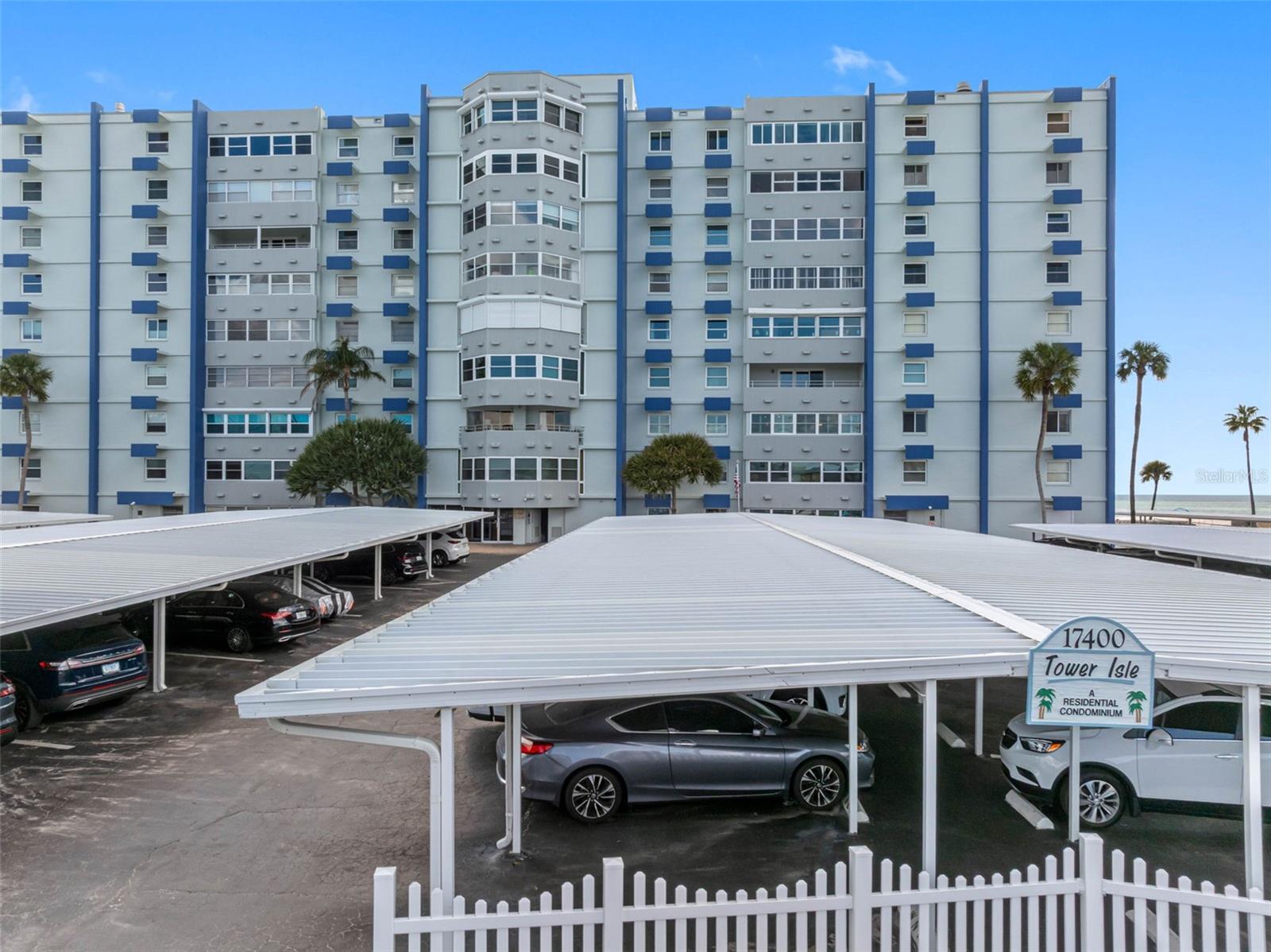 Image 33 of 55 For 17400 Gulf Boulevard I3