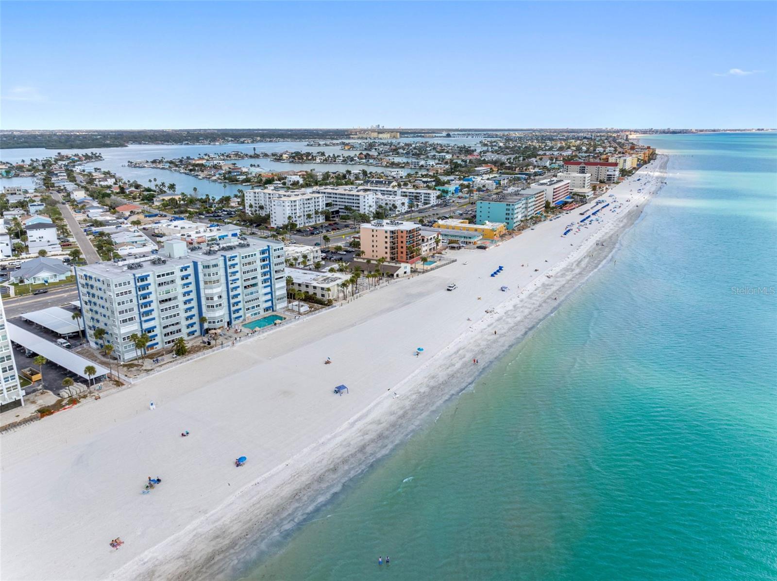 Image 37 of 55 For 17400 Gulf Boulevard I3