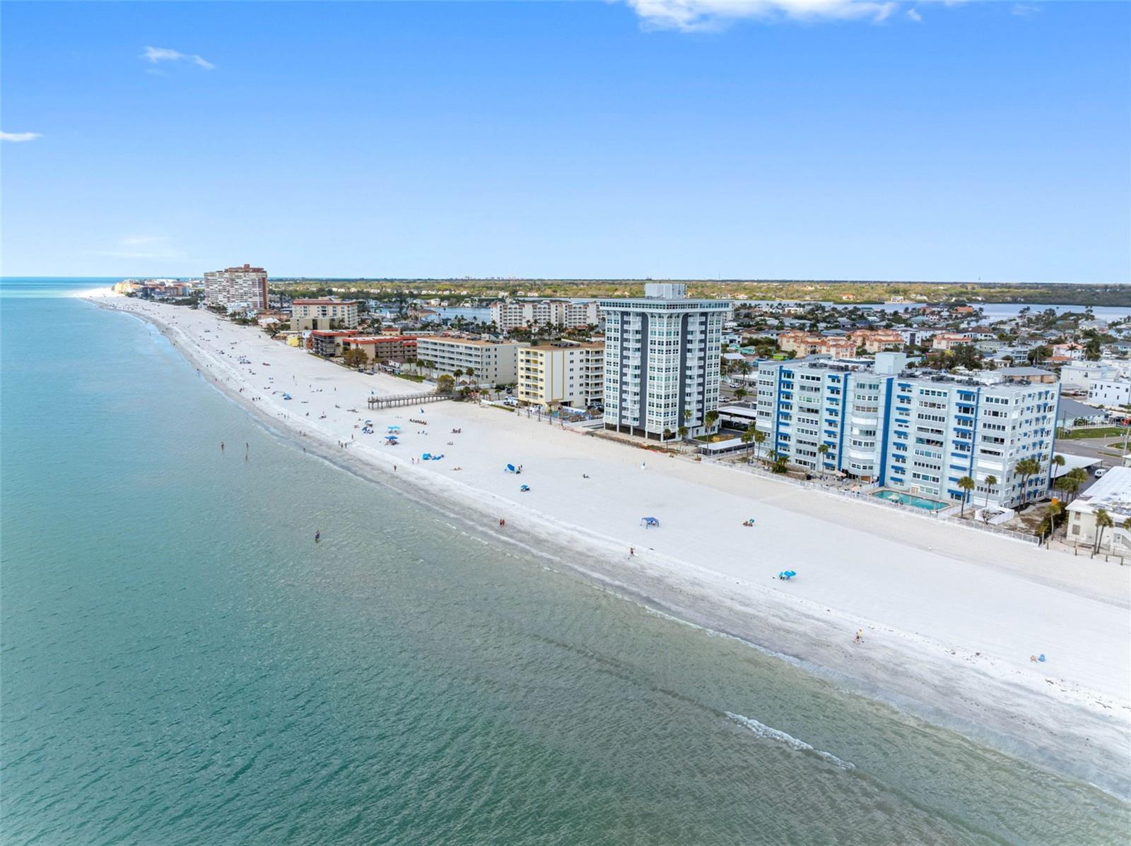 Image 44 of 55 For 17400 Gulf Boulevard I3