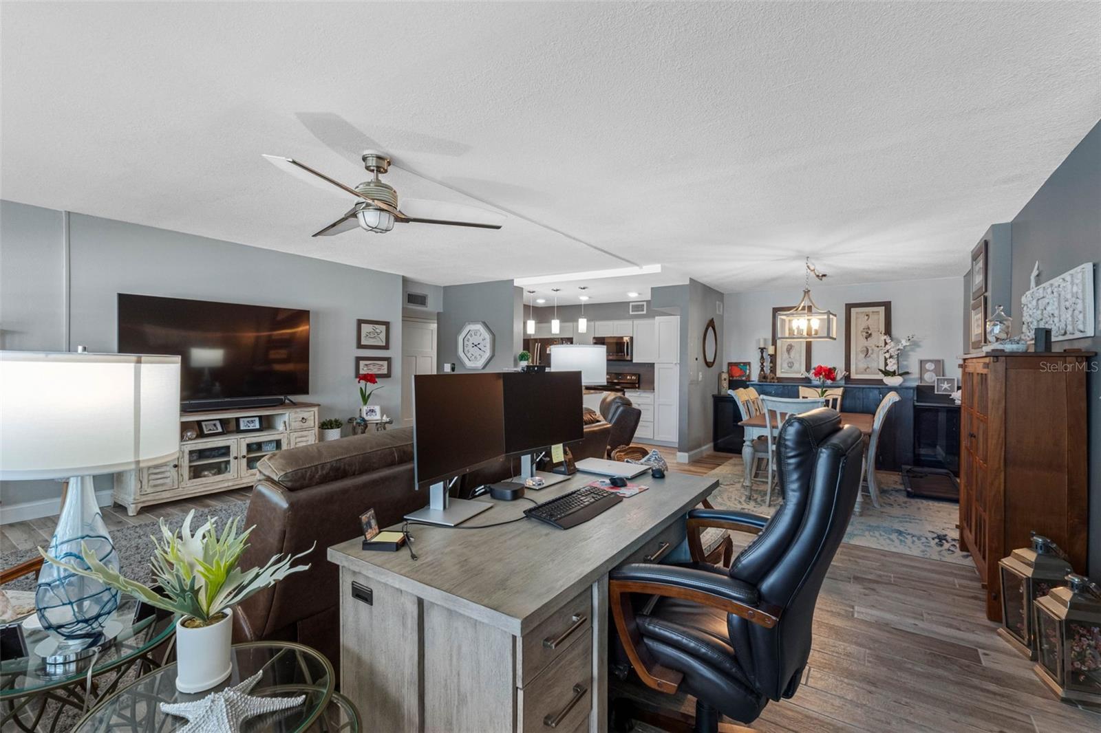 Image 8 of 55 For 17400 Gulf Boulevard I3