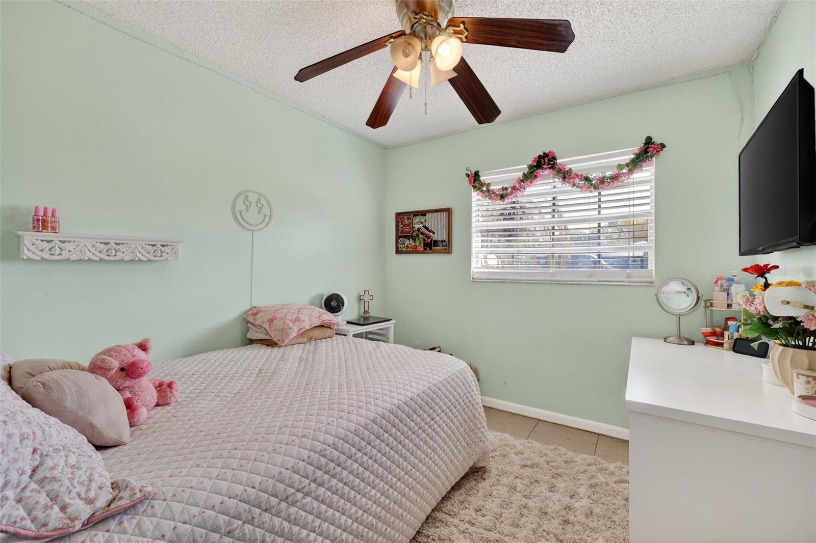 Image 17 of 41 For 7006 Tidewater Trail