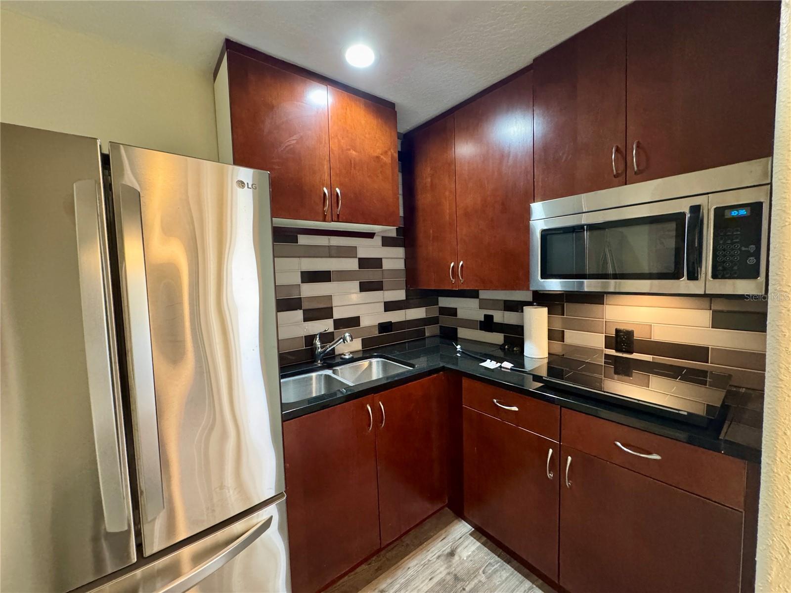 Image 7 of 16 For 862 Cypress Lakes Boulevard 1