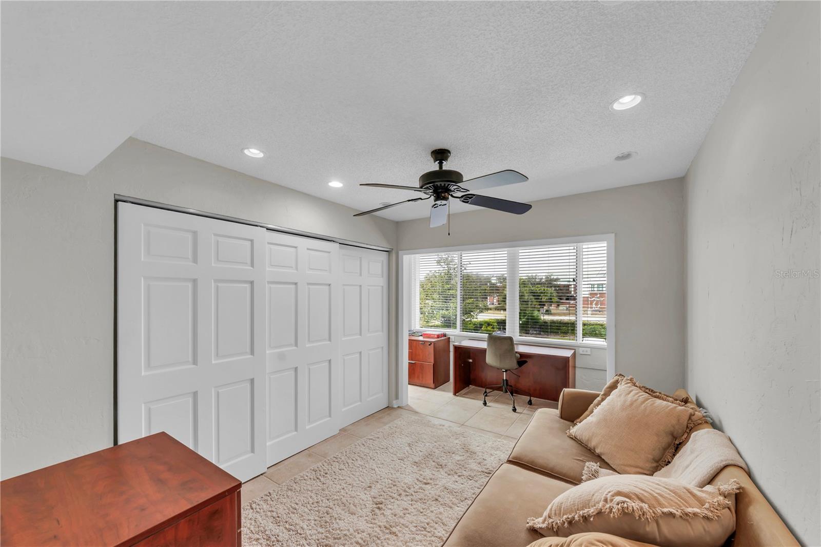 Listing photo id 26 for 4508 Rolling Green Lane 0