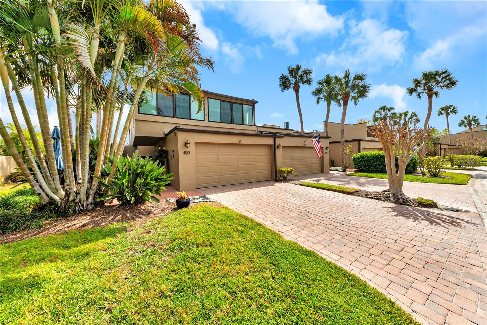 Listing photo id 42 for 4508 Rolling Green Lane 0