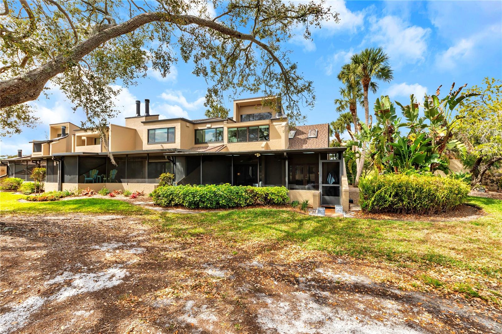 Listing photo id 48 for 4508 Rolling Green Lane 0