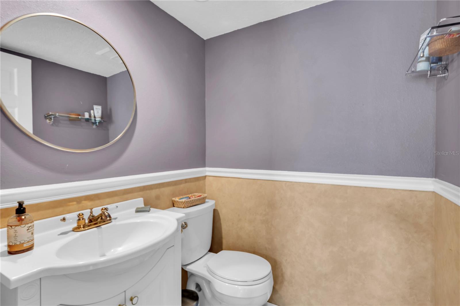 Listing photo id 7 for 4508 Rolling Green Lane 0