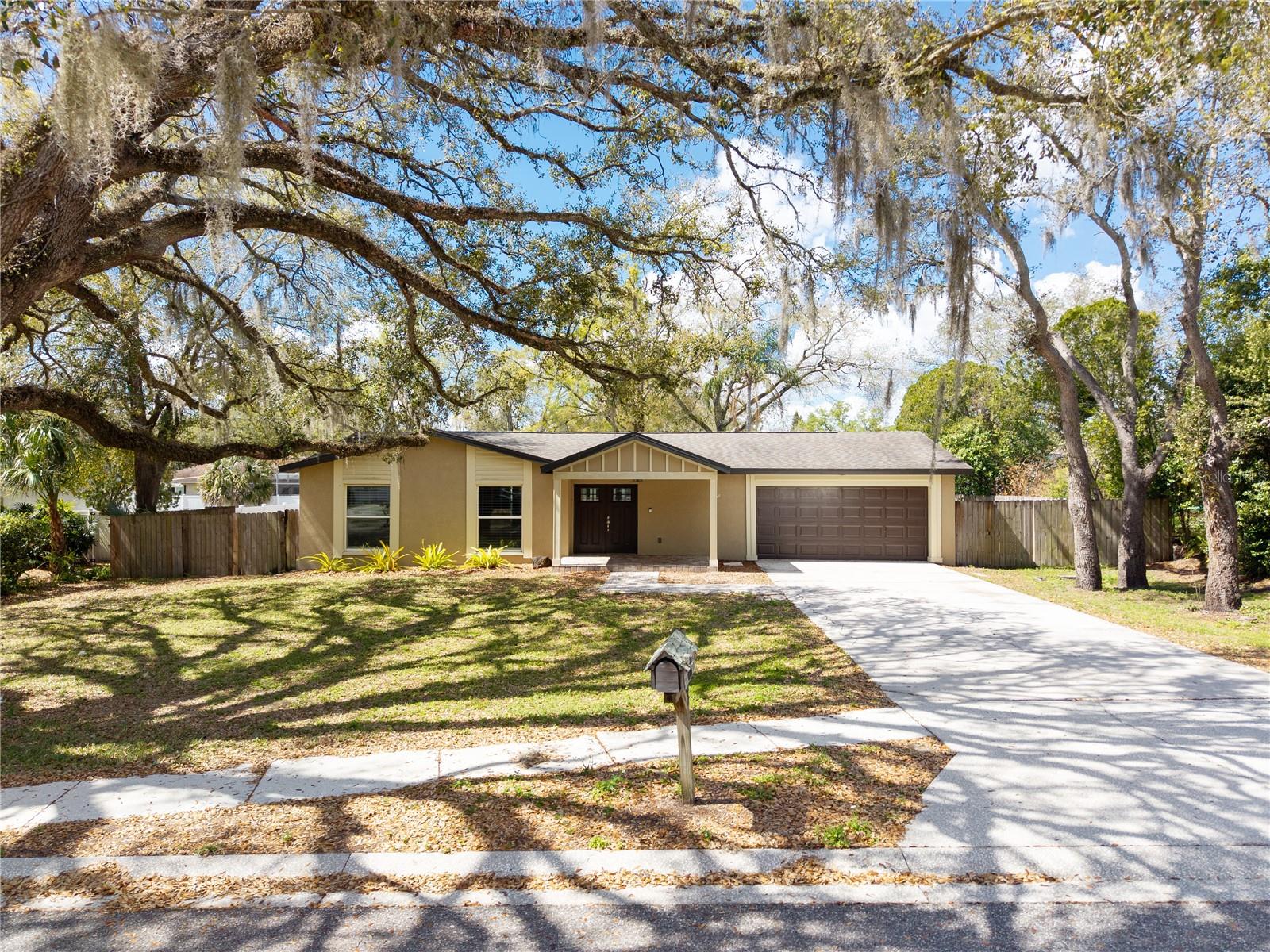 Listing photo id 22 for 10700 62nd Street