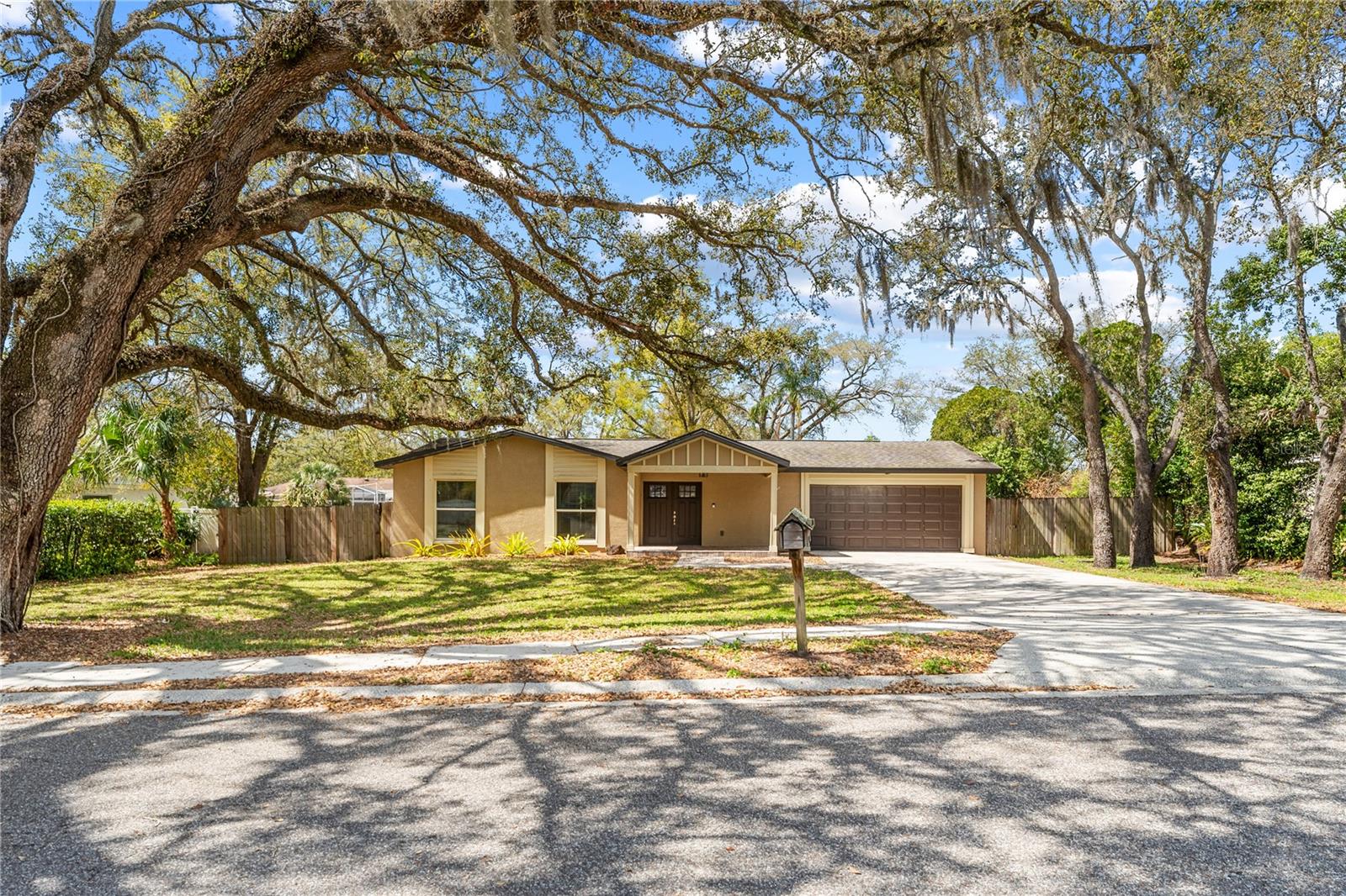 Listing photo id 56 for 10700 62nd Street